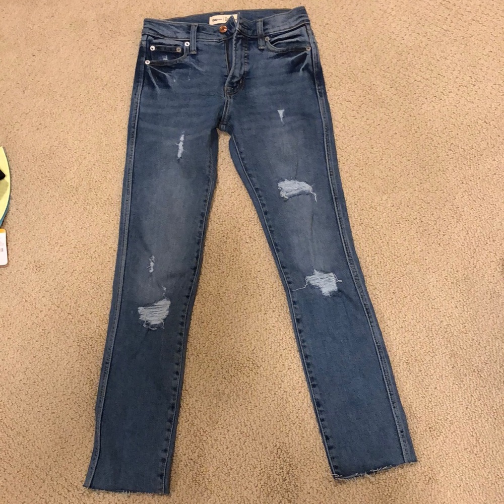 High rise slim straight jeans. Never worn.